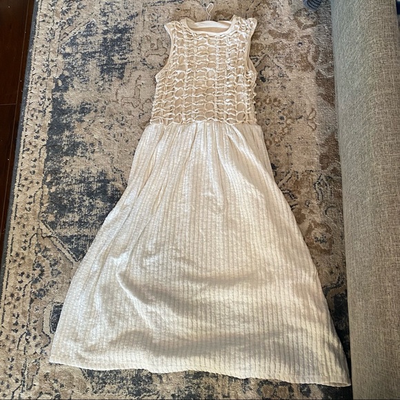 Zara oatmeal color crochet midi dress. - Picture 2 of 6